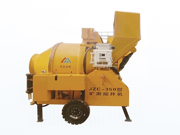 礦用濕噴臺(tái)車(chē)，礦用混凝土泵，礦用攪拌機(jī)發(fā)貨
